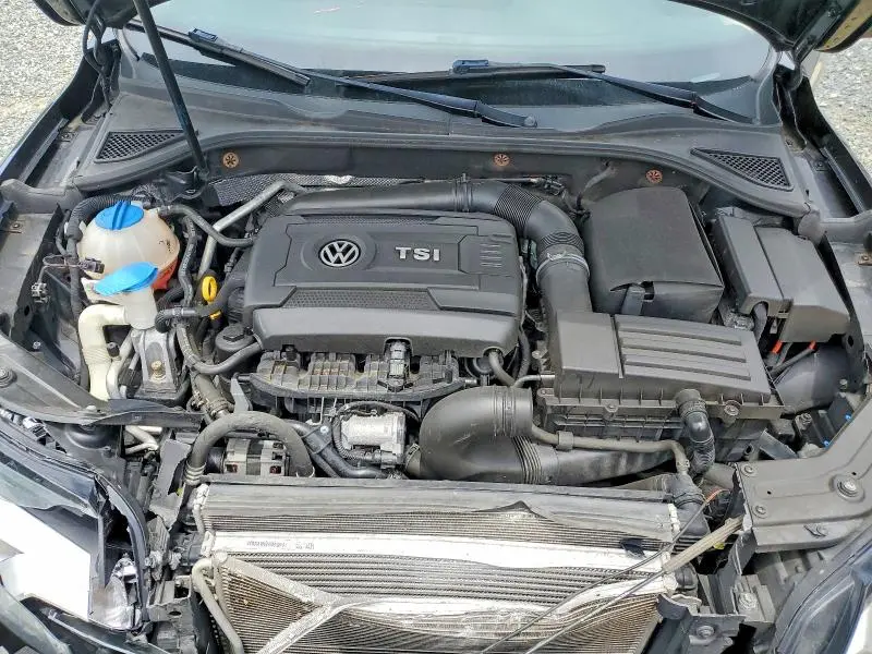 2015 VOLKSWAGEN PASSAT S  