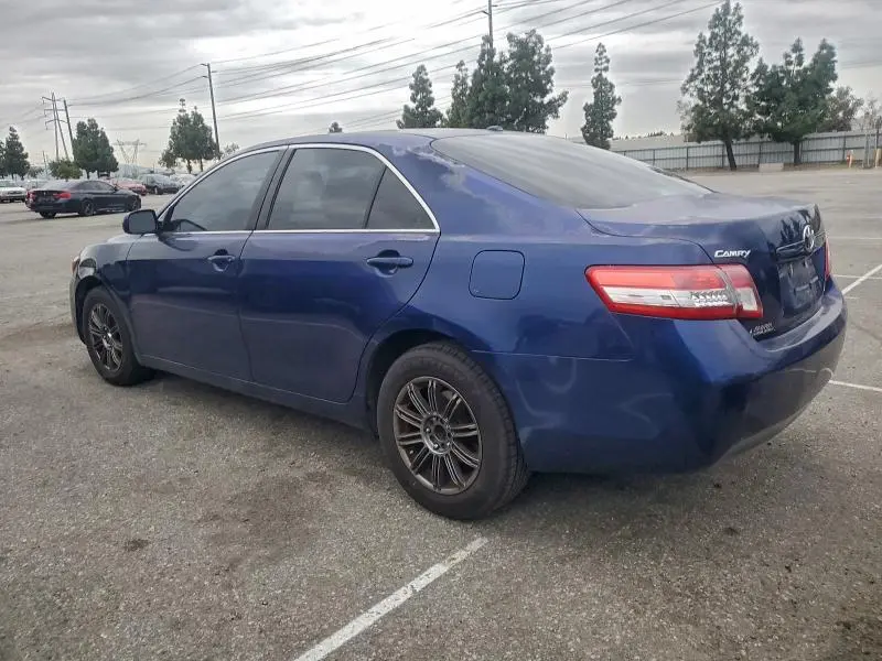 2011 TOYOTA CAMRY BASE  