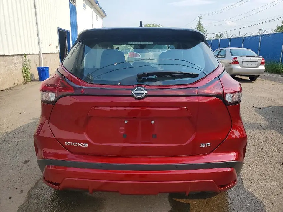 2023 NISSAN KICKS SR  