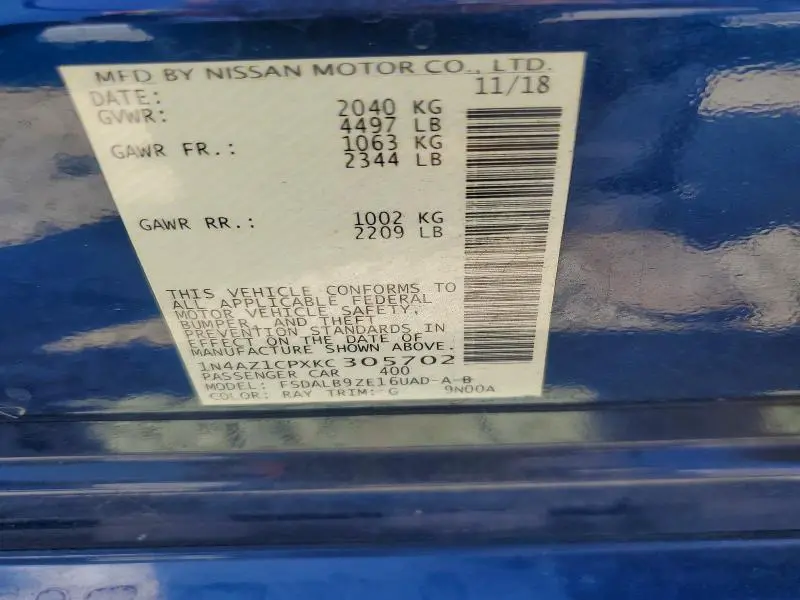 2019 NISSAN LEAF S  