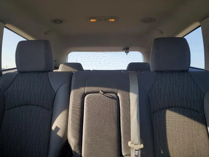 2016 CHEVROLET TRAVERSE LS  