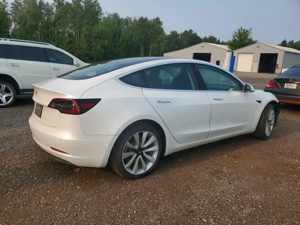 2019 TESLA MODEL 3   