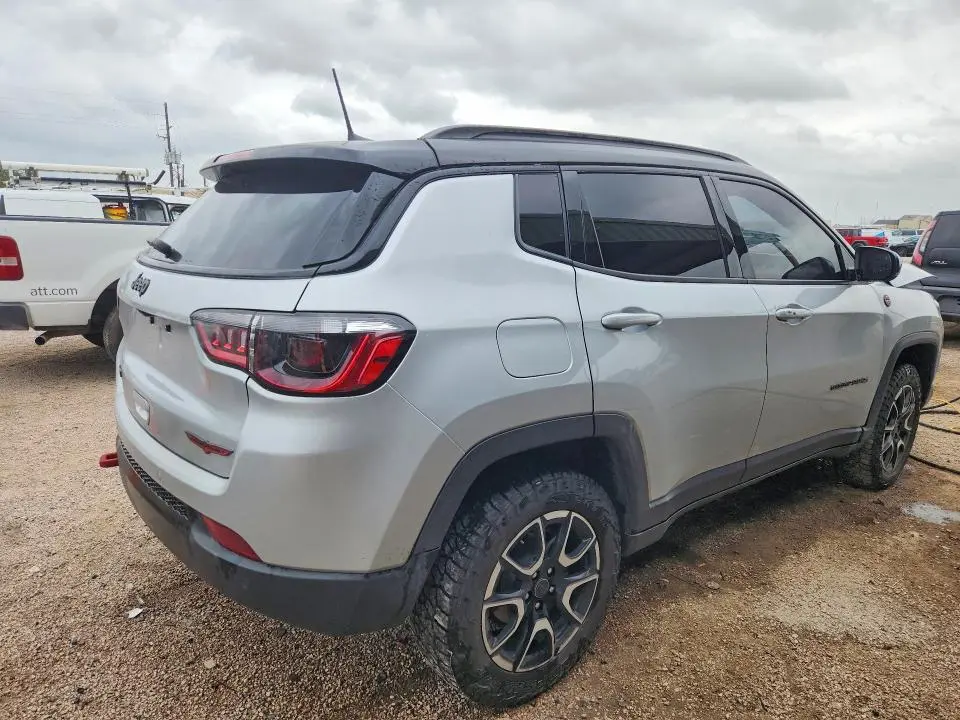 2025 JEEP COMPASS TRAILHAWK  