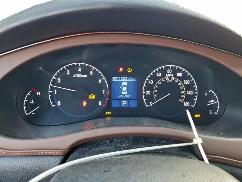 2010 HYUNDAI GENESIS 4.6L  