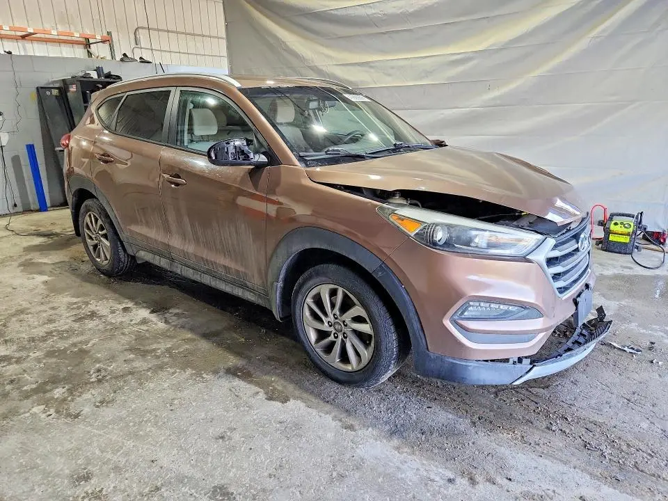 2016 HYUNDAI TUCSON   