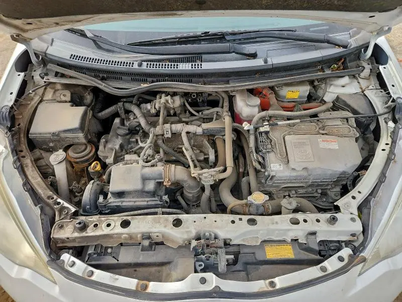 2013 TOYOTA PRIUS C TWO  