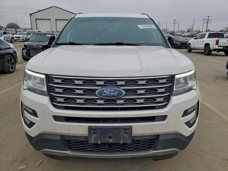 2017 FORD EXPLORER XLT  