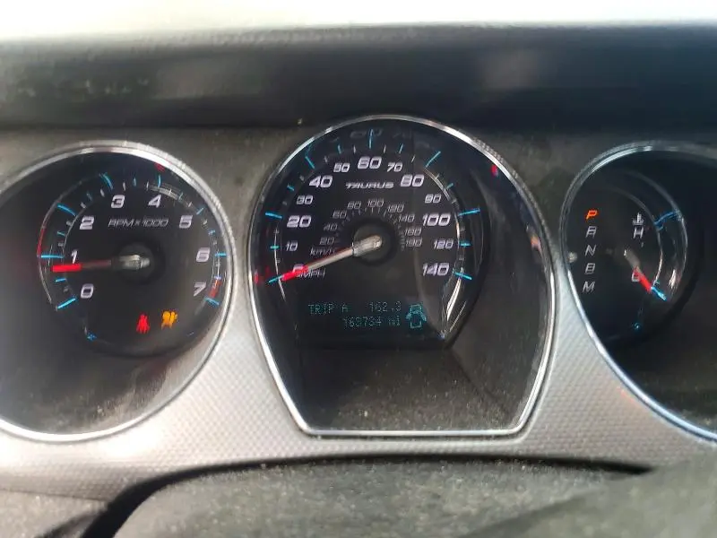 2010 FORD TAURUS SEL  