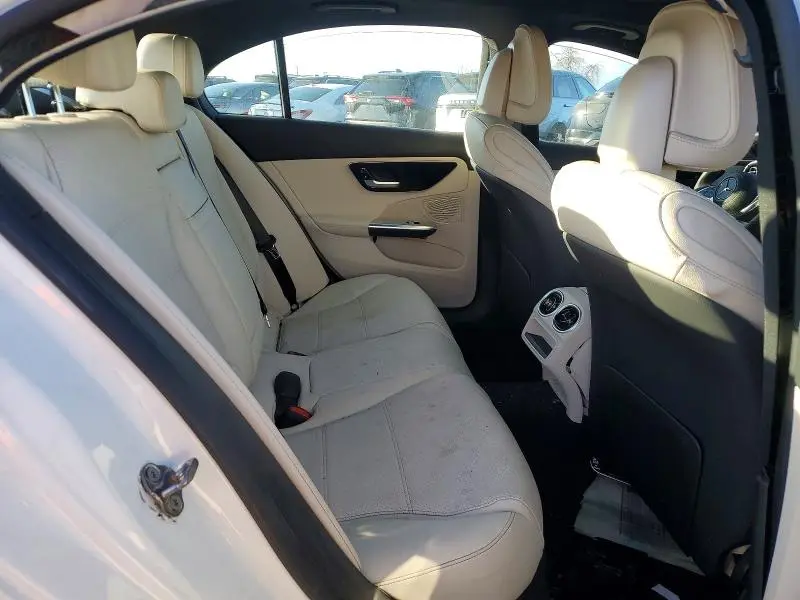 2022 MERCEDES-BENZ C 300  