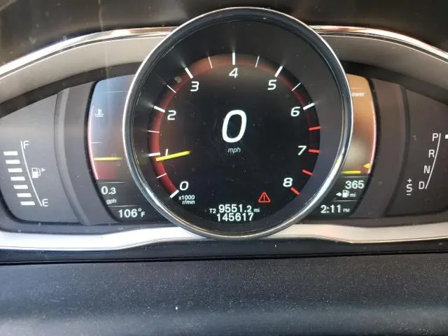 2015 VOLVO XC60 T6 PREMIER  