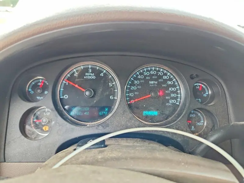 2013 CHEVROLET SUBURBAN K1500 LTZ  