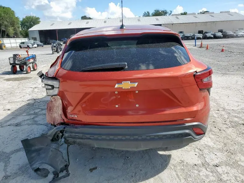 2024 CHEVROLET TRAX LS  