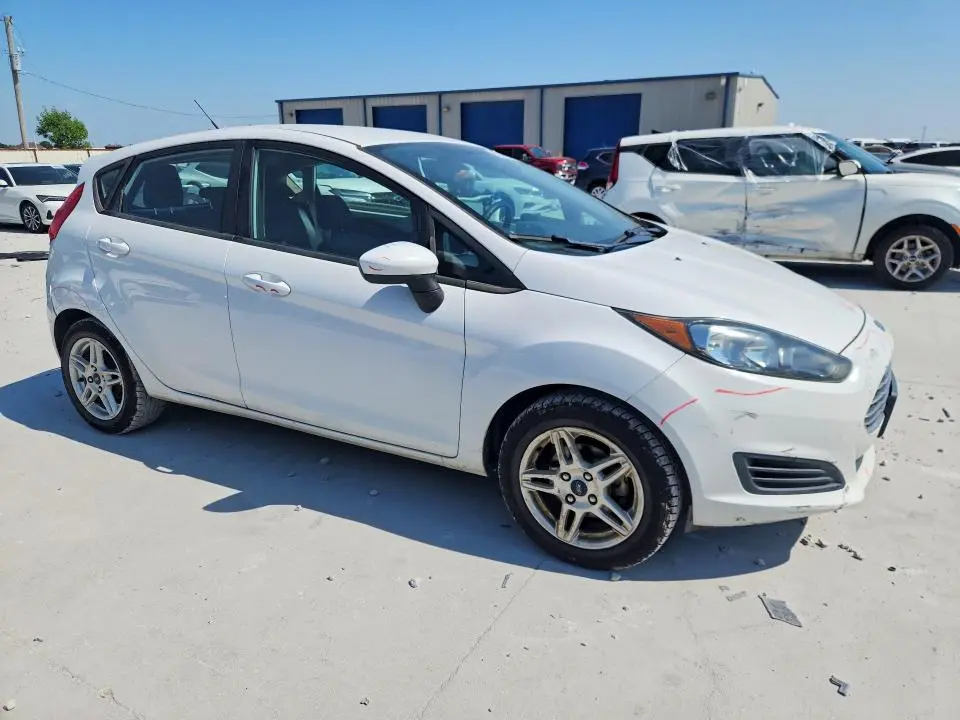 2019 FORD FIESTA SE  