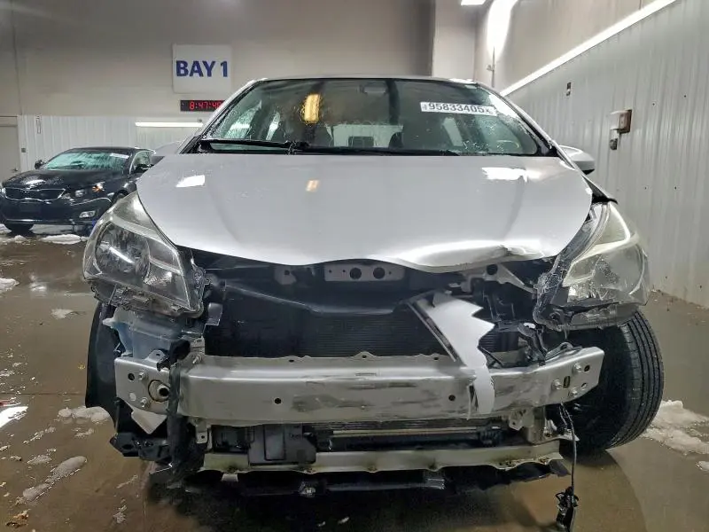 2017 TOYOTA YARIS 5-DOOR L FLEET  