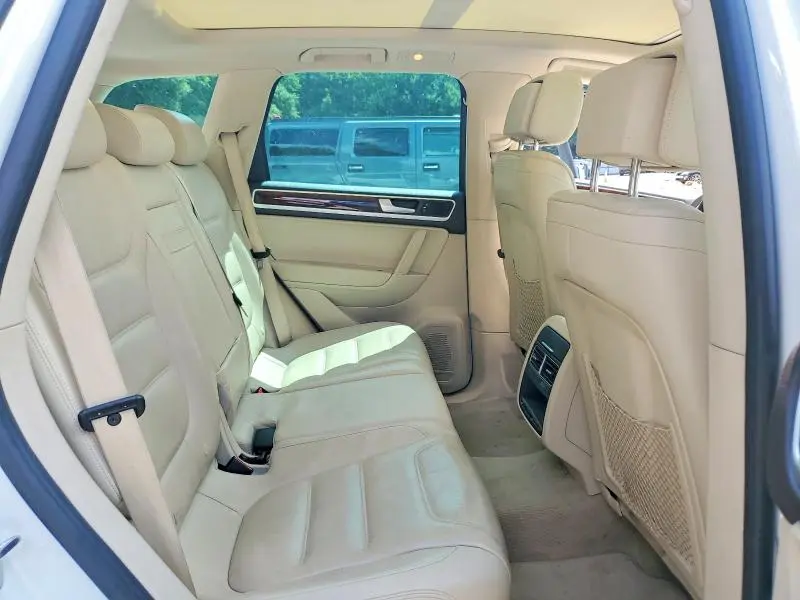 2014 VOLKSWAGEN TOUAREG V6 TDI  