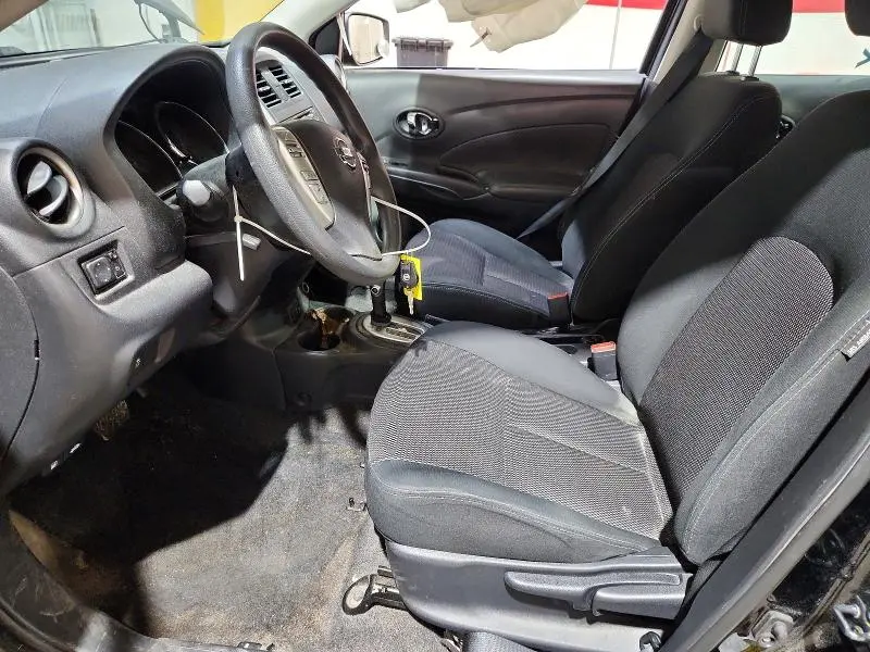 2018 NISSAN VERSA SV  