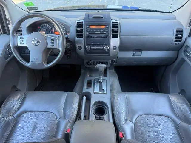 2011 NISSAN FRONTIER S  