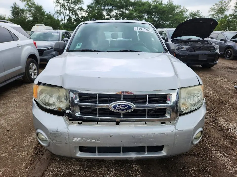 2011 FORD ESCAPE XLT  