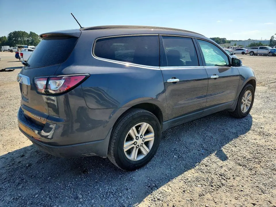 2014 CHEVROLET TRAVERSE LT  