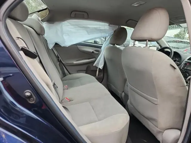 2013 TOYOTA COROLLA BASE  