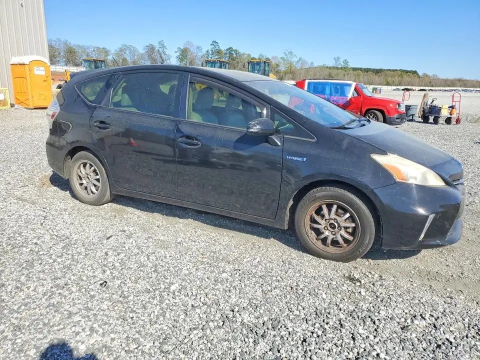 2013 TOYOTA PRIUS V TWO  