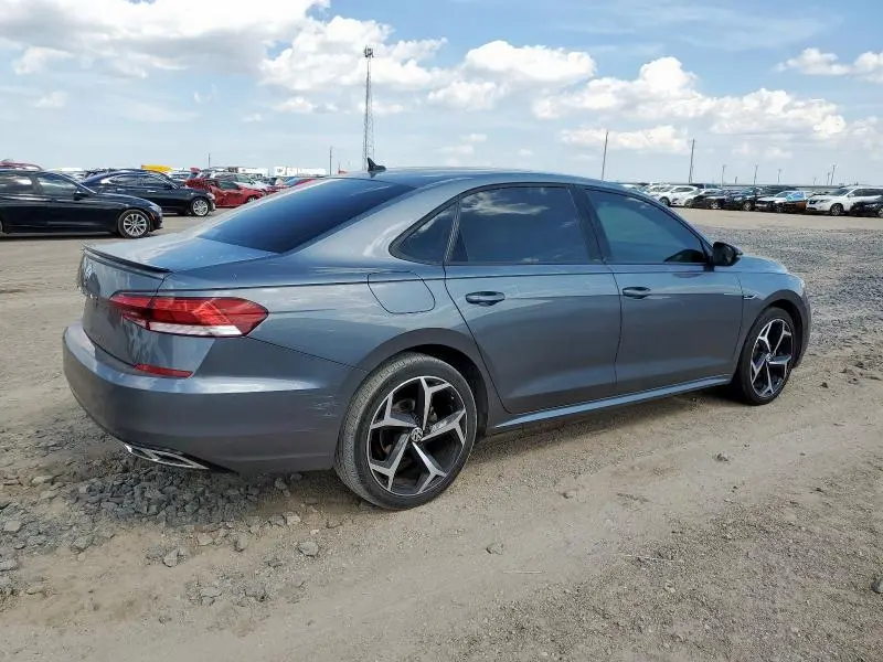 2022 VOLKSWAGEN PASSAT R-LINE  