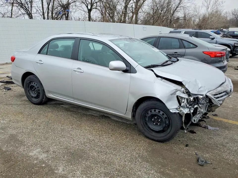 2013 TOYOTA COROLLA LE  