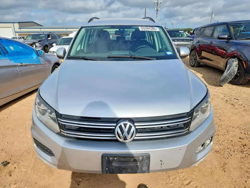 2016 VOLKSWAGEN TIGUAN S  