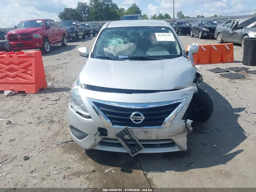2017 NISSAN VERSA 1.6 SV