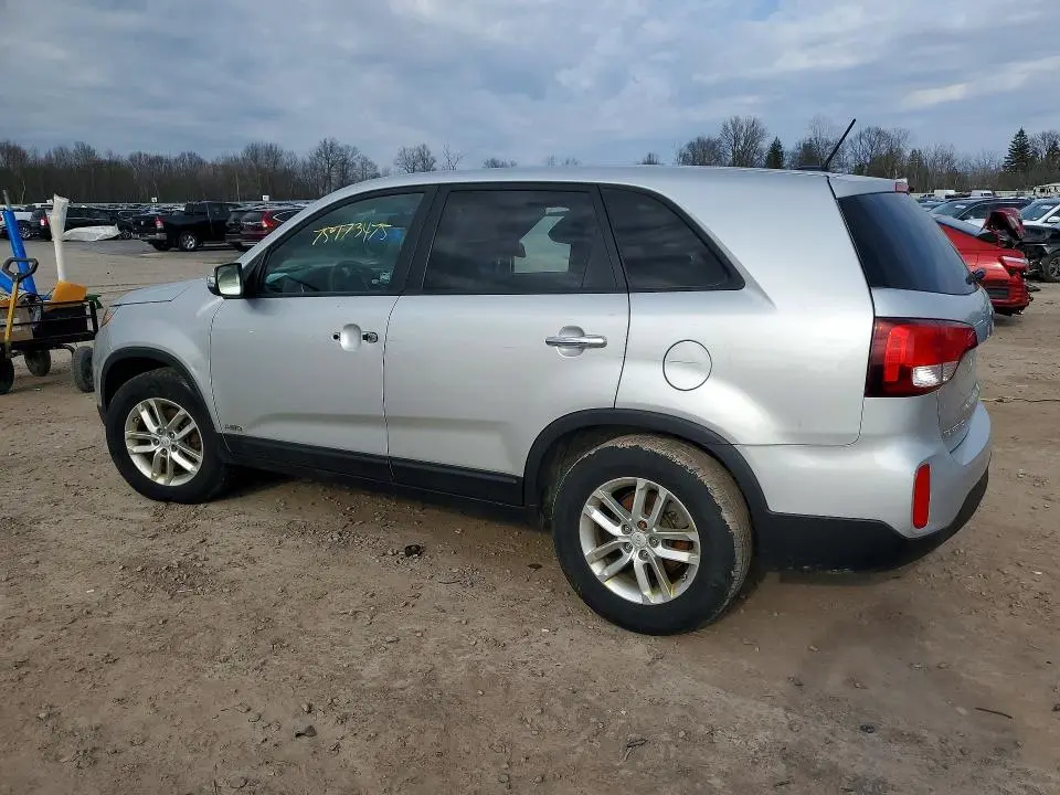2015 KIA SORENTO LX  