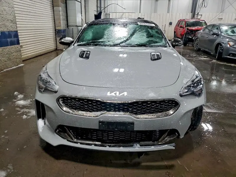 2022 KIA STINGER GT1  