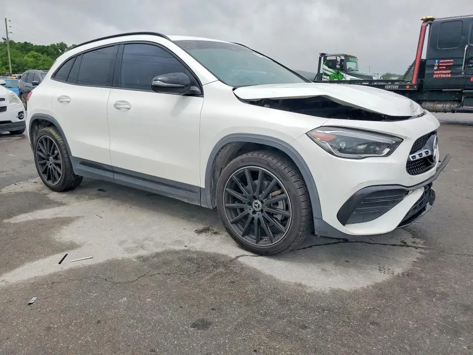 2021 MERCEDES-BENZ GLA 250  