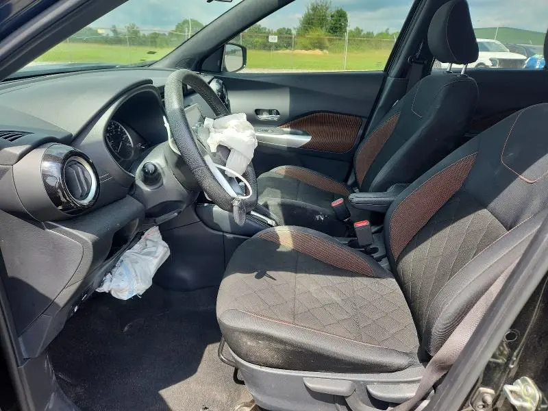 2020 NISSAN KICKS SR  