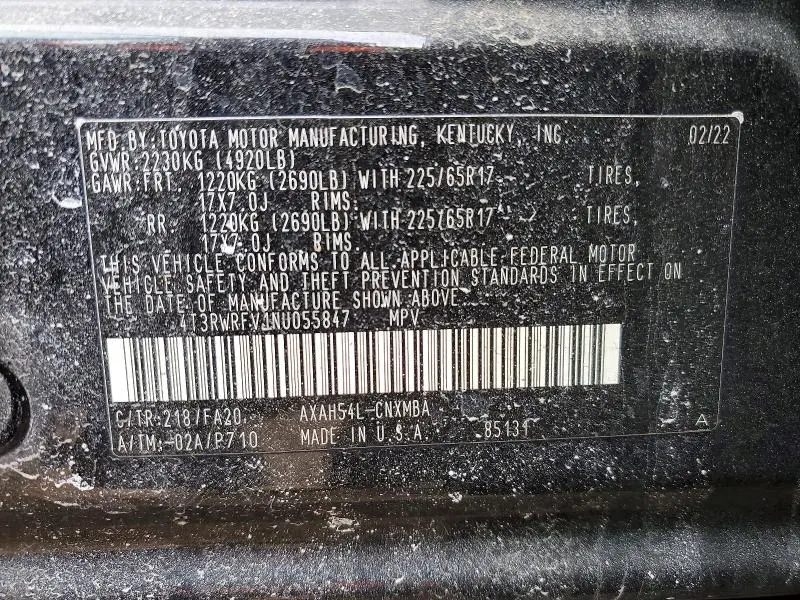 2022 TOYOTA RAV4 XLE  