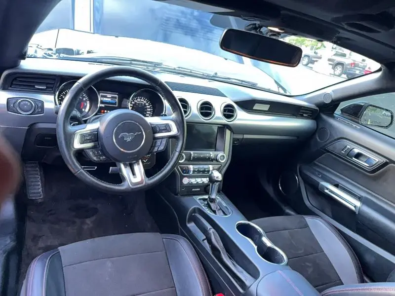 2017 FORD MUSTANG GT  