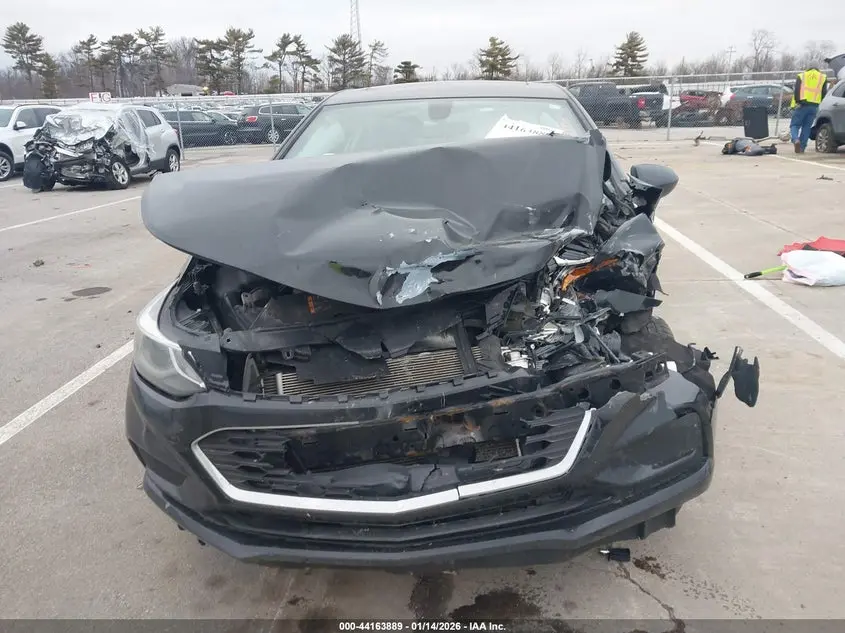 2016 CHEVROLET CRUZE LT AUTO