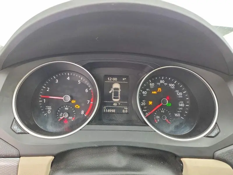 2017 VOLKSWAGEN JETTA SE  