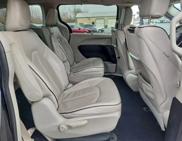 2018 CHRYSLER PACIFICA HYBRID LIMITED  