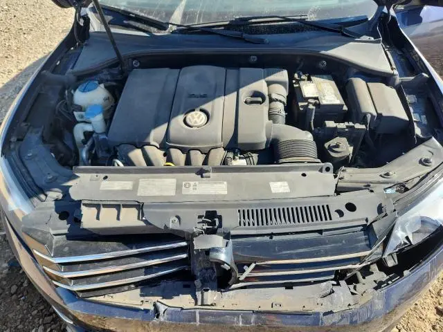 2013 VOLKSWAGEN PASSAT S  