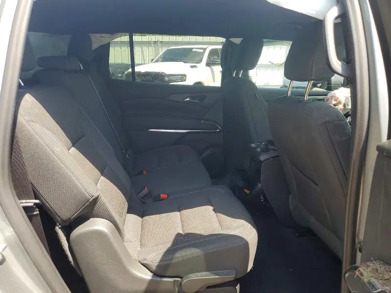 2024 CHEVROLET TRAVERSE LS  