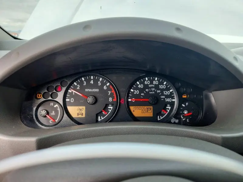 2013 NISSAN FRONTIER S  