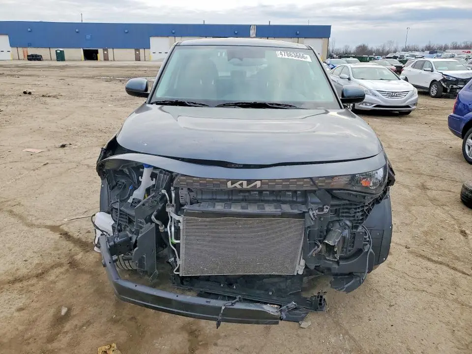 2024 KIA SOUL LX  