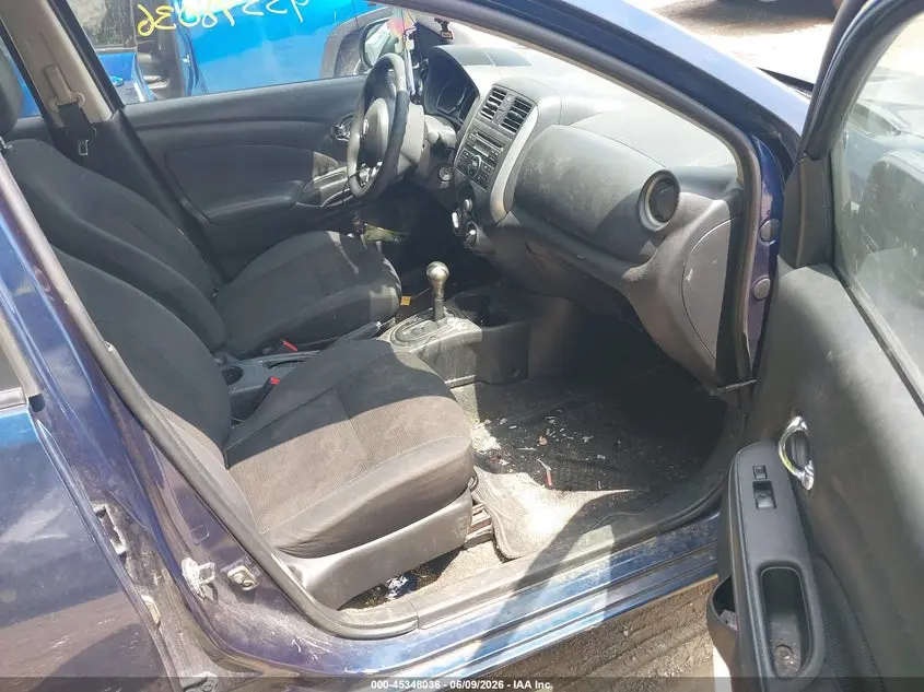 2013 NISSAN VERSA 1.6 SV