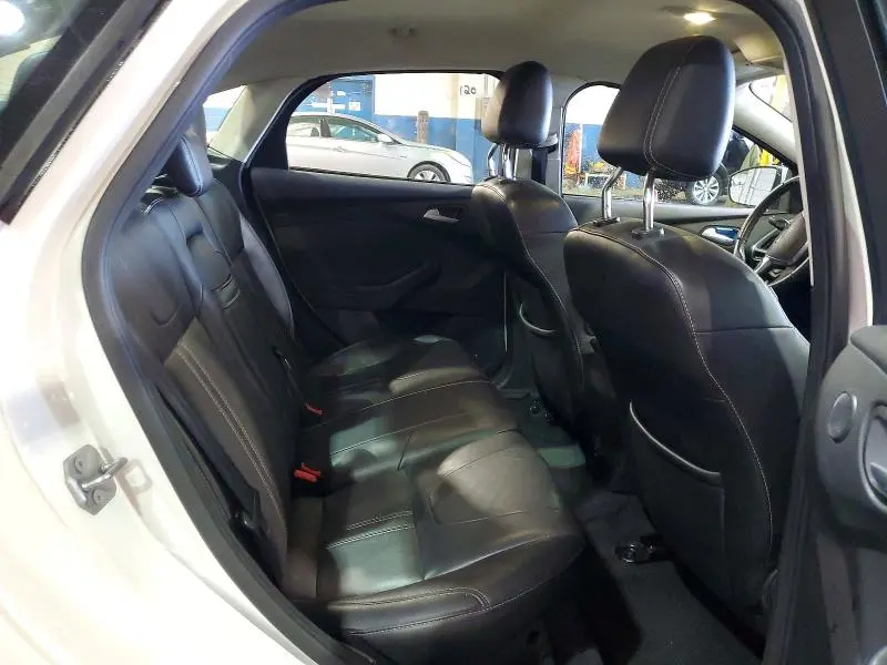 2012 FORD FOCUS TITANIUM  