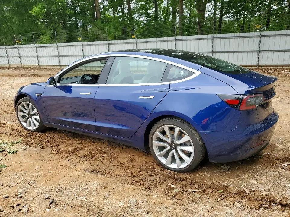 2018 TESLA MODEL 3   