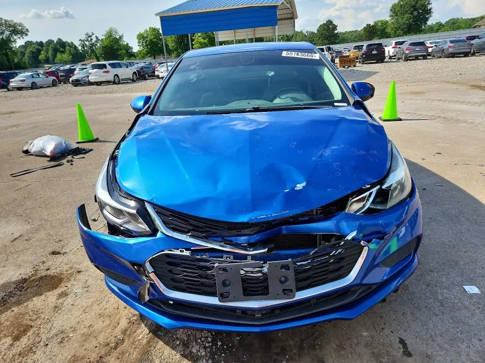 2017 CHEVROLET CRUZE LT  