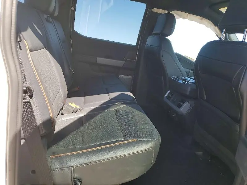 2024 FORD F150 LARIAT  