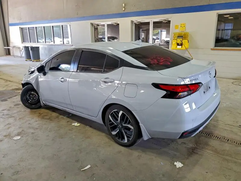 2023 NISSAN VERSA SR  