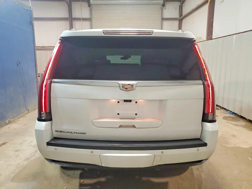 2019 CADILLAC ESCALADE PLATINUM  