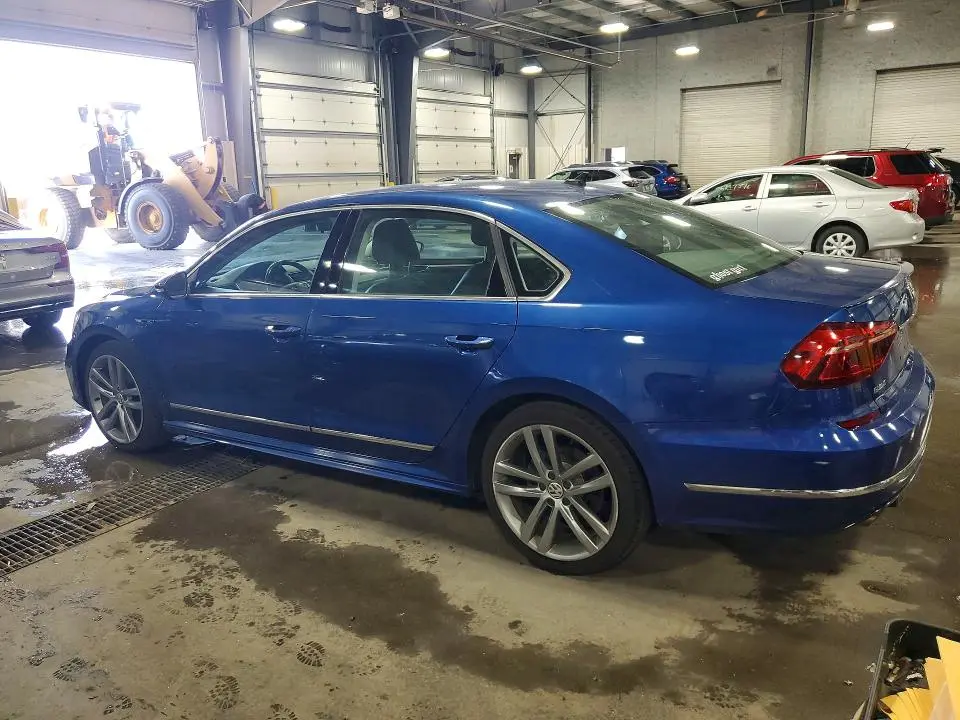 2017 VOLKSWAGEN PASSAT R-LINE  